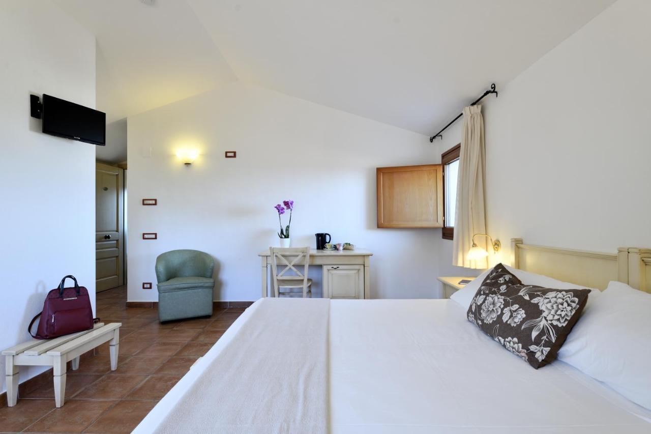 Hotel Marie Claire Lanusei Dış mekan fotoğraf