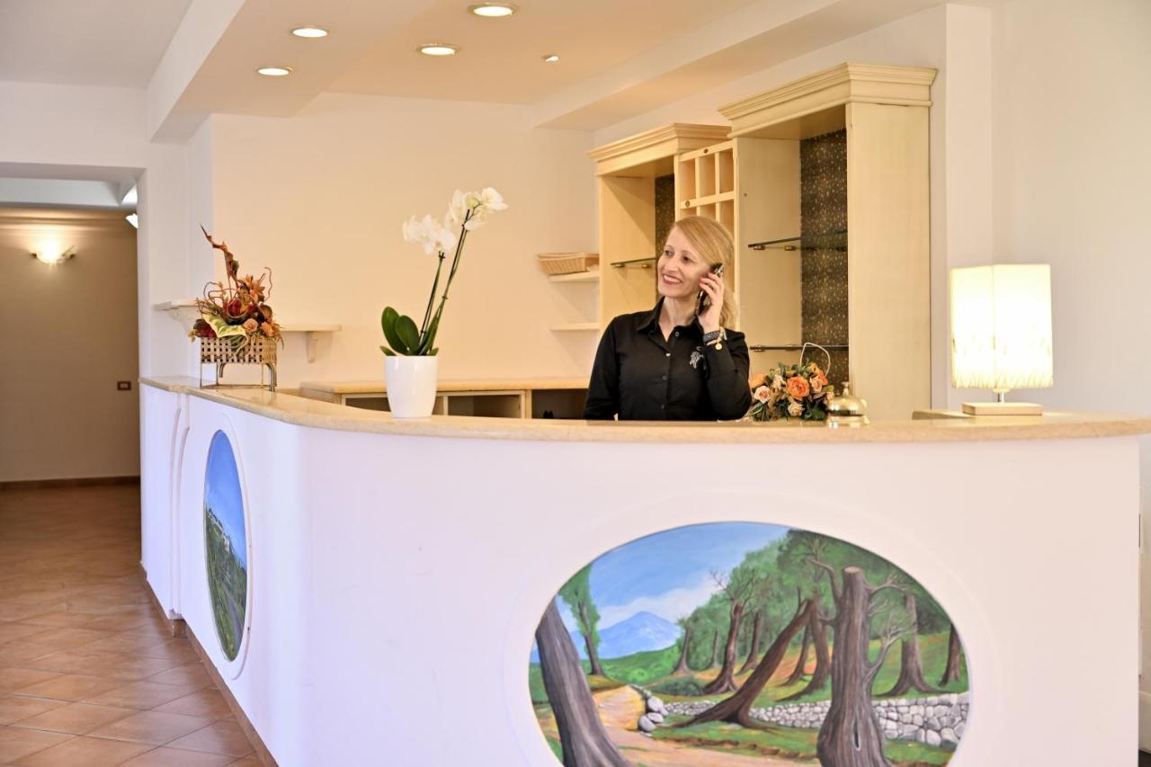 Hotel Marie Claire Lanusei Dış mekan fotoğraf