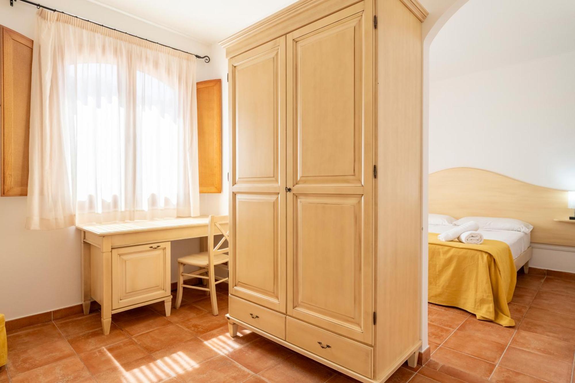 Hotel Marie Claire Lanusei Dış mekan fotoğraf